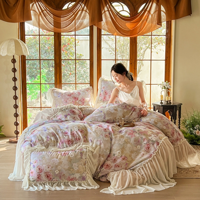 91家纺网 家纺一手货源 找家纺 疆东 2026高端韩版法式公主复古油画风纯棉双层纱四件套赫本浪漫荷叶花边仙女全棉双层纱四件套床上用品被套 南法假日