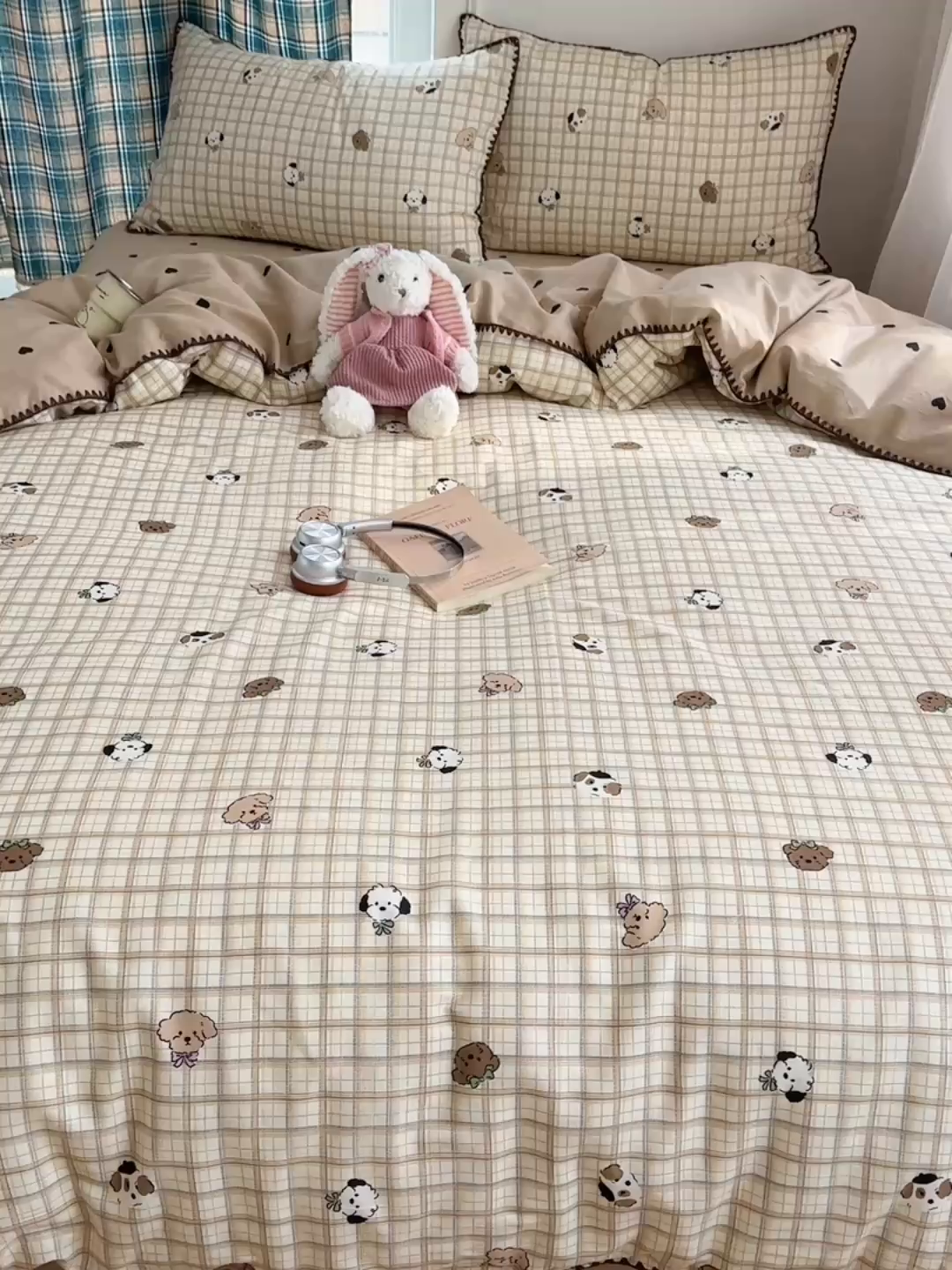 91家纺网 家纺一手货源 找家纺 瑞莱 （持续上新）2026新款全棉纯棉印花贝壳边四件套 棕格萌犬