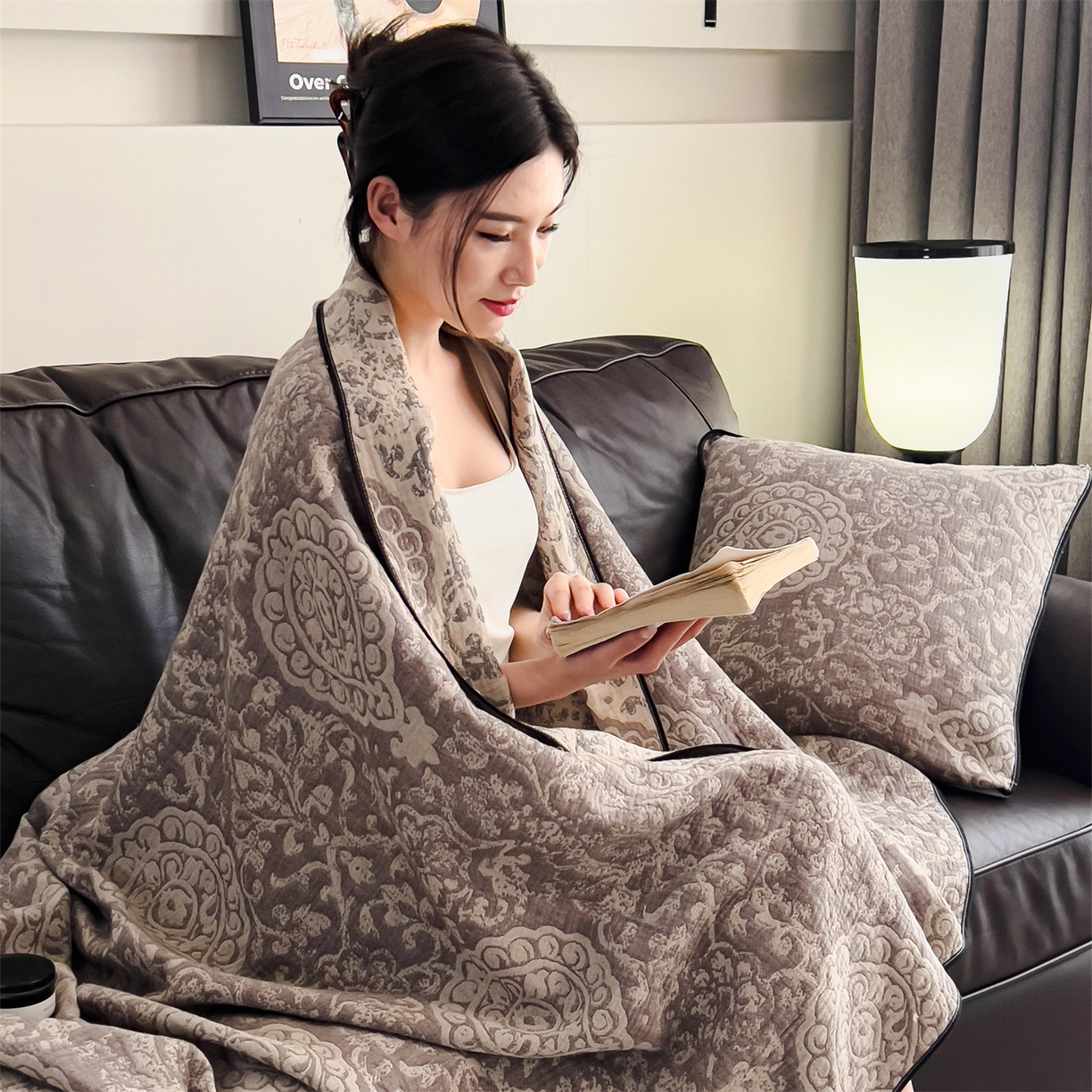 91家纺网 家纺一手货源 找家纺 布凡家居 2026新款全棉纯棉四层纱夏被盖毯床盖午睡毯沙发毯毯子 浮花叙