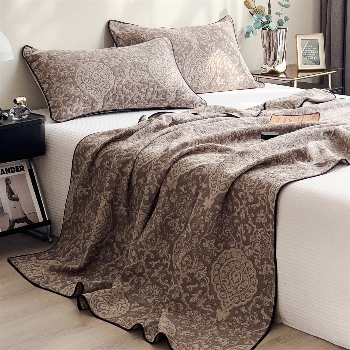 91家纺网 家纺一手货源 找家纺 布凡家居 2026新款全棉纯棉四层纱夏被盖毯床盖午睡毯沙发毯毯子 浮花叙