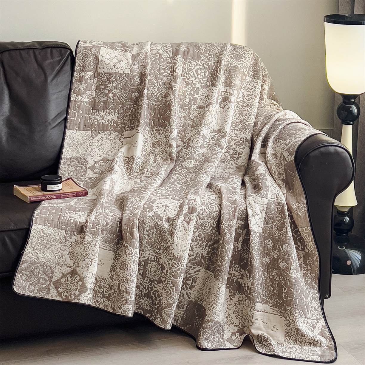 91家纺网 家纺一手货源 找家纺 布凡家居 2026新款全棉纯棉四层纱夏被盖毯床盖午睡毯沙发毯毯子 琥珀