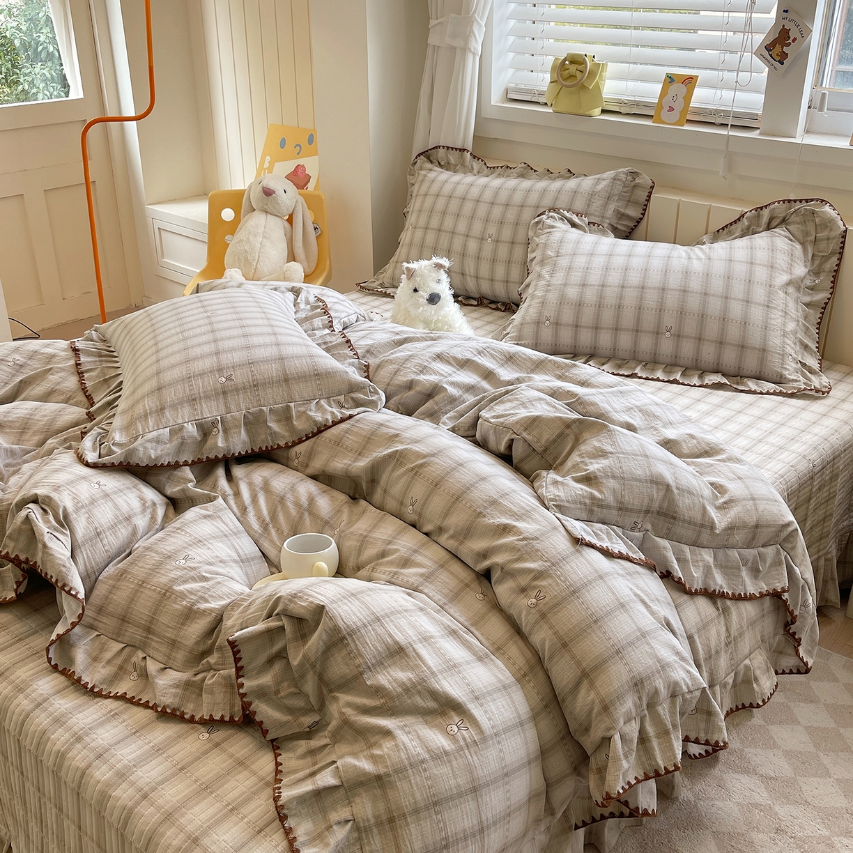 91家纺网 家纺一手货源 找家纺 （总）莱米家纺 2026春夏新款轻奢亲肤韩版贝壳花边床盖四件套,初夏,简约蓝,洛可可,甜心粉,小爱心,炫彩-绿,炫彩-紫,英伦格