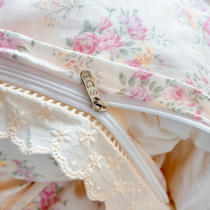 91家纺网 家纺一手货源 找家纺 疆东 【疆东】2026韩版蕾丝花边纯棉全棉双层纱四件套印花纯棉四件套法式赫本木耳花边全棉公主双层纱四件套 白茶