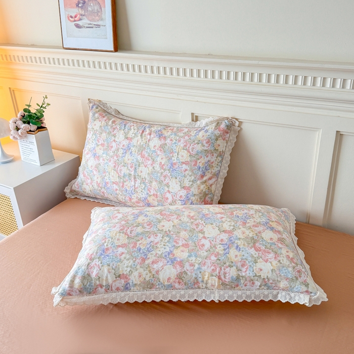 91家纺网 家纺一手货源 找家纺 疆东 【疆东】2026韩版蕾丝花边纯棉全棉双层纱四件套印花纯棉四件套法式赫本木耳花边全棉公主双层纱四件套 玫瑰庄园