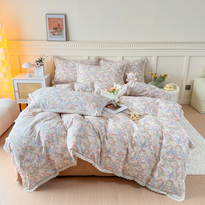 91家纺网 家纺一手货源 找家纺 疆东 【疆东】2026韩版蕾丝花边纯棉全棉双层纱四件套印花纯棉四件套法式赫本木耳花边全棉公主双层纱四件套 玫瑰庄园