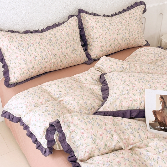 91家纺网 家纺一手货源 找家纺 疆东 【疆东】2026韩版蕾丝花边纯棉全棉双层纱四件套印花纯棉四件套法式赫本木耳花边全棉公主双层纱四件套 小苍兰