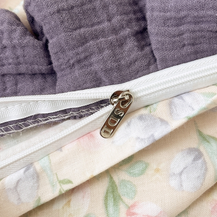 91家纺网 家纺一手货源 找家纺 疆东 【疆东】2026韩版蕾丝花边纯棉全棉双层纱四件套印花纯棉四件套法式赫本木耳花边全棉公主双层纱四件套 小苍兰