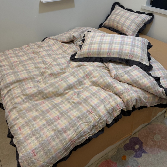 91家纺网 家纺一手货源 找家纺 疆东 【疆东】2026韩版蕾丝花边纯棉全棉双层纱四件套印花纯棉四件套法式赫本木耳花边全棉公主双层纱四件套 蝴蝶结粉