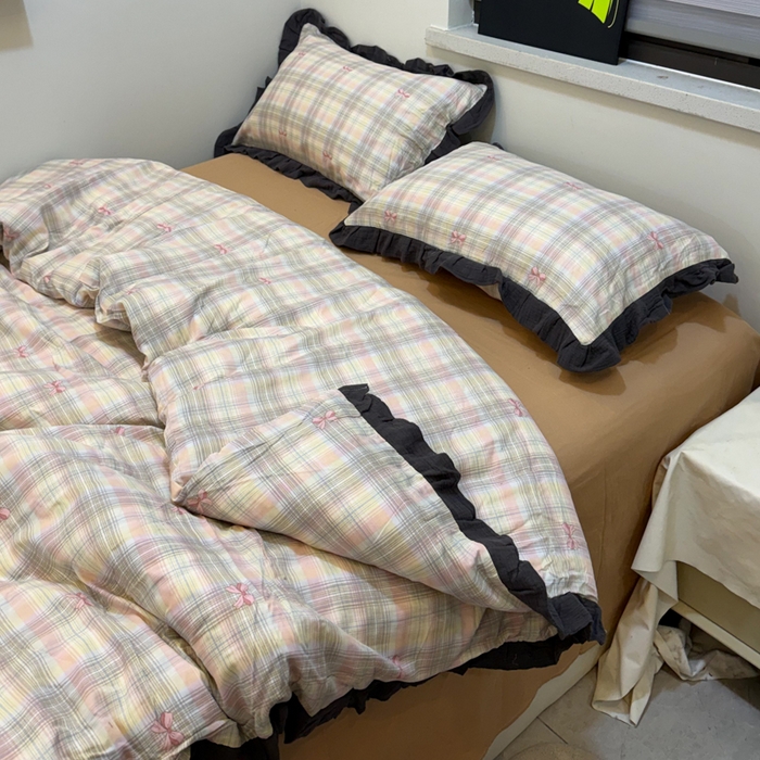 91家纺网 家纺一手货源 找家纺 疆东 【疆东】2026韩版蕾丝花边纯棉全棉双层纱四件套印花纯棉四件套法式赫本木耳花边全棉公主双层纱四件套 蝴蝶结粉