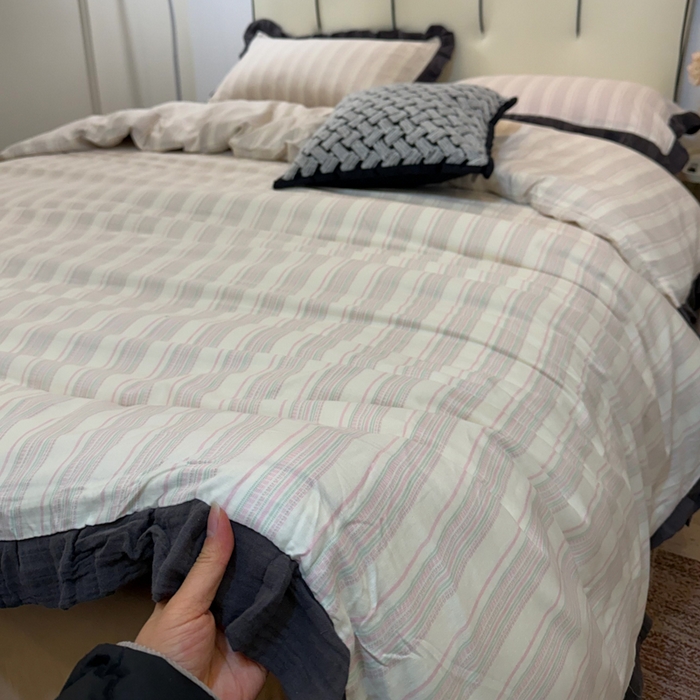 91家纺网 家纺一手货源 找家纺 疆东 【疆东】2026韩版蕾丝花边纯棉全棉双层纱四件套印花纯棉四件套法式赫本木耳花边全棉公主双层纱四件套 彩虹条