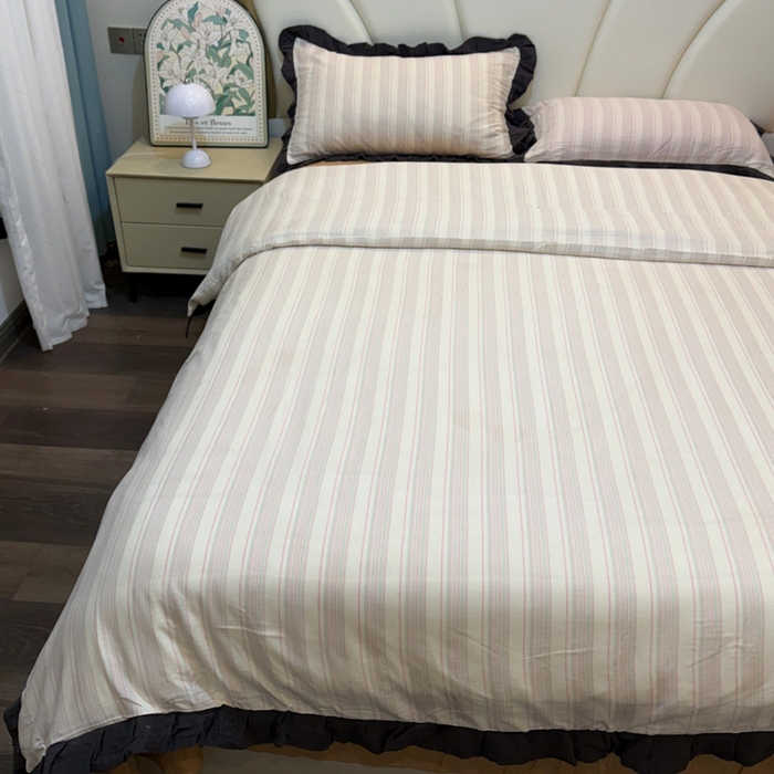 91家纺网 家纺一手货源 找家纺 疆东 【疆东】2026韩版蕾丝花边纯棉全棉双层纱四件套印花纯棉四件套法式赫本木耳花边全棉公主双层纱四件套 彩虹条