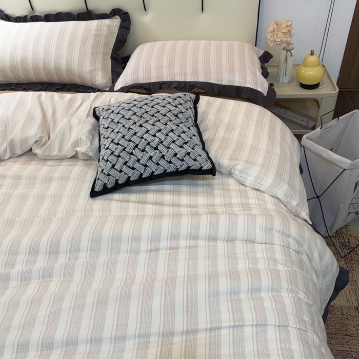 91家纺网 家纺一手货源 找家纺 疆东 【疆东】2026韩版蕾丝花边纯棉全棉双层纱四件套印花纯棉四件套法式赫本木耳花边全棉公主双层纱四件套 彩虹条