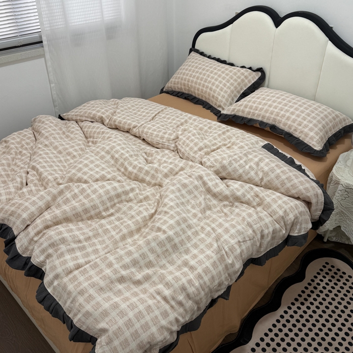 91家纺网 家纺一手货源 找家纺 疆东 【疆东】2026韩版蕾丝花边纯棉全棉双层纱四件套印花纯棉四件套法式赫本木耳花边全棉公主双层纱四件套 棕格