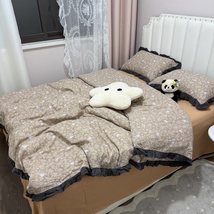 91家纺网 家纺一手货源 找家纺 疆东 【疆东】2026韩版蕾丝花边纯棉全棉双层纱四件套印花纯棉四件套法式赫本木耳花边全棉公主双层纱四件套 雪花兔