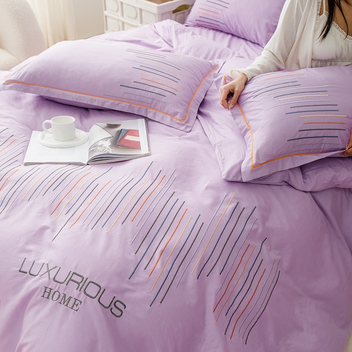 91家纺网 家纺一手货源 找家纺 疆东 疆东2026年纯色高端轻奢长绒棉纯棉全棉刺绣四件套简约素色匹马棉全棉纯棉刺绣花四件套被套床单套件 梦幻紫