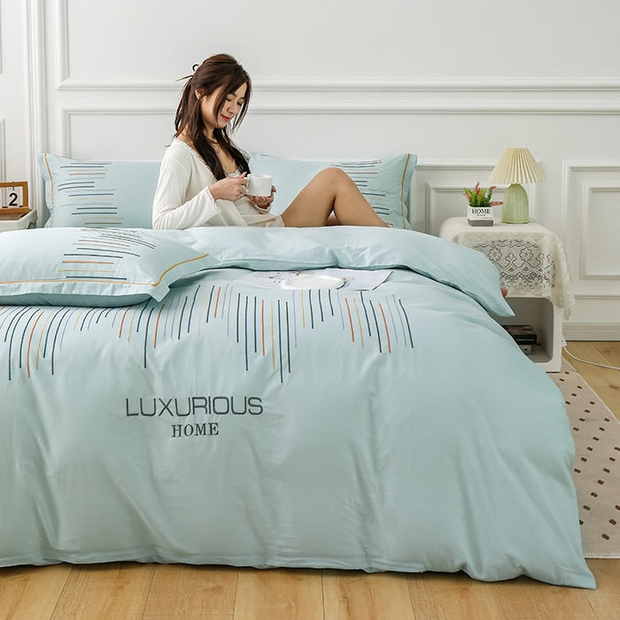 91家纺网 家纺一手货源 找家纺 疆东 疆东2026年纯色高端轻奢长绒棉纯棉全棉刺绣四件套简约素色匹马棉全棉纯棉刺绣花四件套被套床单套件 天青