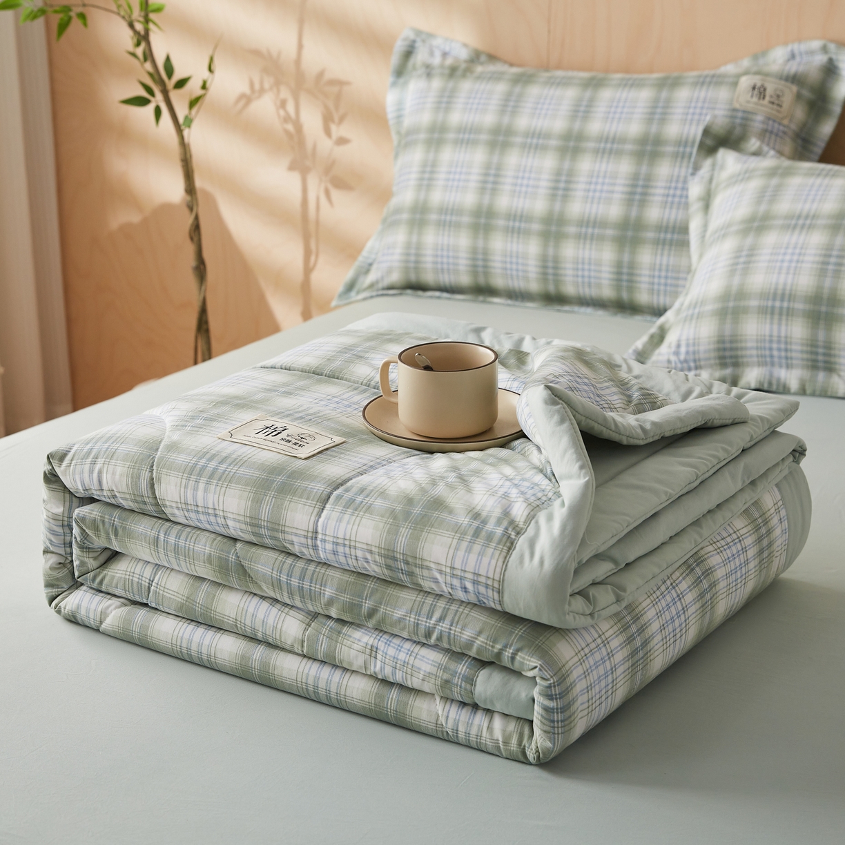 91家纺网 家纺一手货源 找家纺 帕芬鸟家纺 2026新款100%棉花夏凉被空调被夏被四件套-格子系列 格雅绿