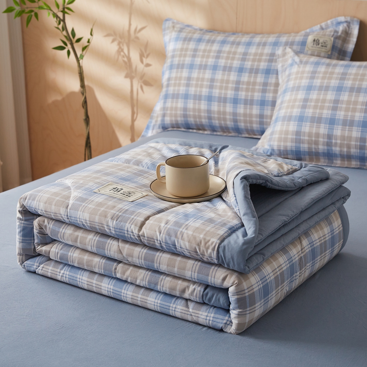91家纺网 家纺一手货源 找家纺 帕芬鸟家纺 2026新款100%棉花夏凉被空调被夏被四件套-格子系列 蓝灰格