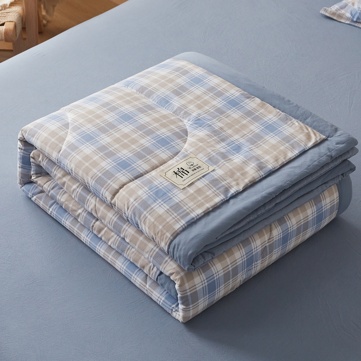 91家纺网 家纺一手货源 找家纺 帕芬鸟家纺 2026新款100%棉花夏凉被空调被夏被四件套-格子系列 蓝灰格