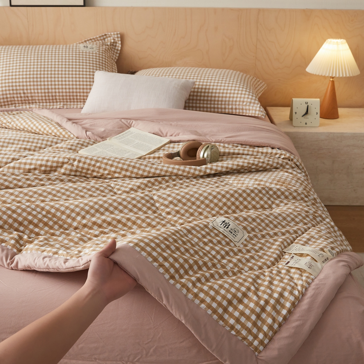 91家纺网 家纺一手货源 找家纺 帕芬鸟家纺 2026新款100%棉花夏凉被空调被夏被四件套-格子系列 米小格