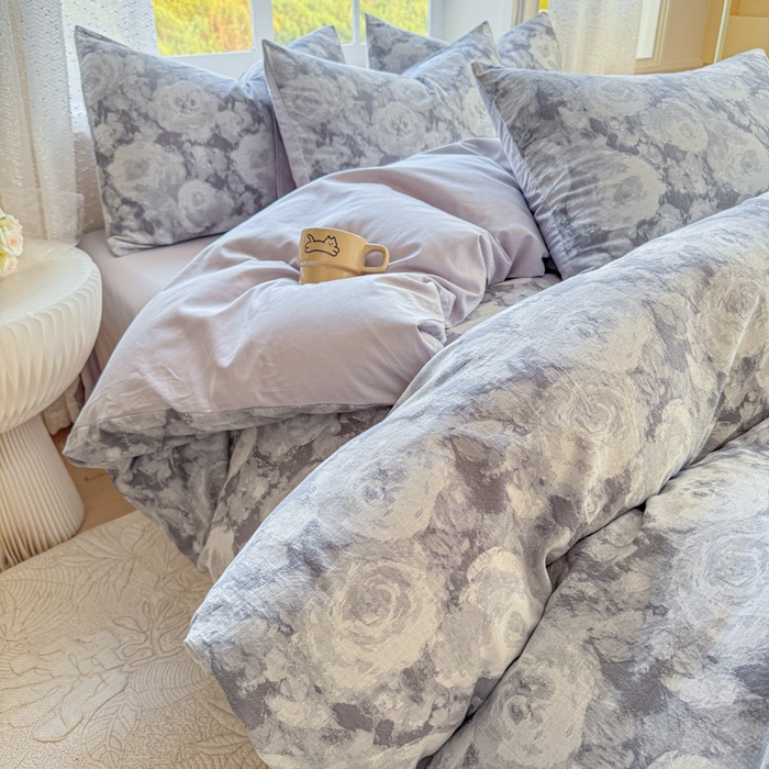 91家纺网 家纺一手货源 找家纺 疆东 疆东2026新款60支A类全棉长绒棉纯棉色织大提花四件套水洗全棉纯棉厚织色织提花肌理被套四件套单品 云裳灰