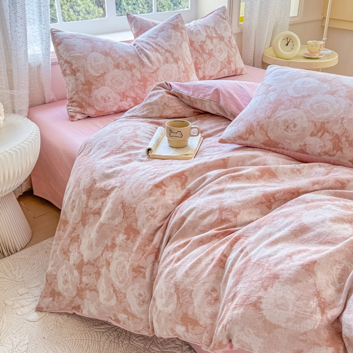 91家纺网 家纺一手货源 找家纺 疆东 疆东2026新款60支A类全棉长绒棉纯棉色织大提花四件套水洗全棉纯棉厚织色织提花肌理被套四件套单品 云裳粉