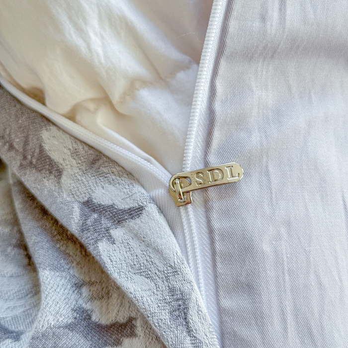 91家纺网 家纺一手货源 找家纺 疆东 疆东2026新款60支A类全棉长绒棉纯棉色织大提花四件套水洗全棉纯棉厚织色织提花肌理被套四件套单品 春序灰