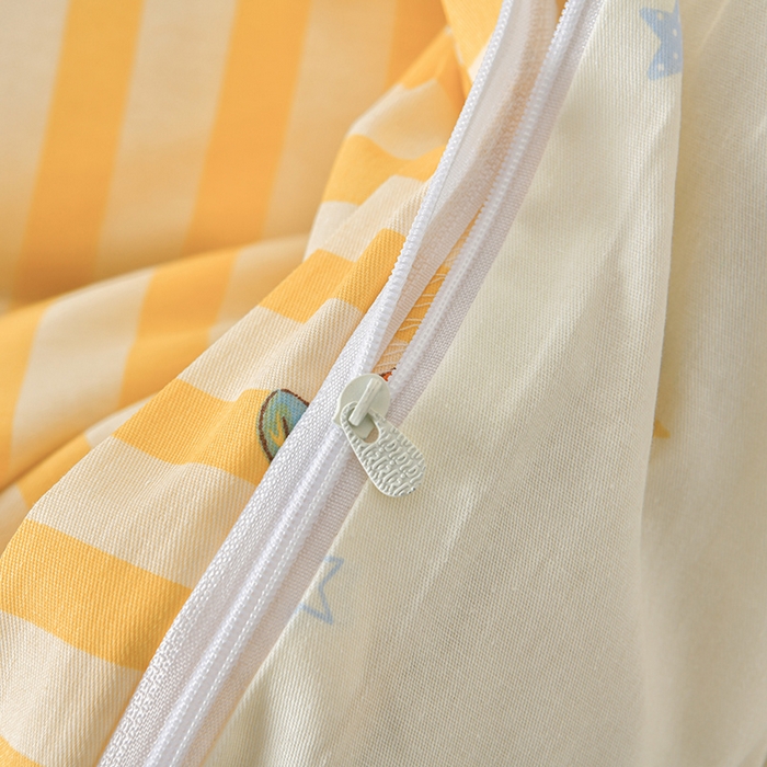 91家纺网 家纺一手货源 找家纺 绘萱家居 2026直播爆款一字绣吊边款纯棉100%全棉四件套印花百分百（喷气高品质）条纹萌星