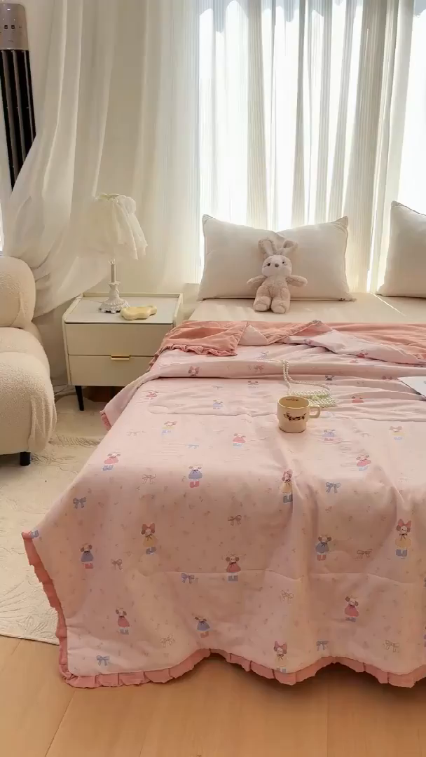 91家纺网 家纺一手货源 找家纺 疆东 2026新款韩版花边A类全棉双层纱单夏被 配包装 蝴蝶结女孩