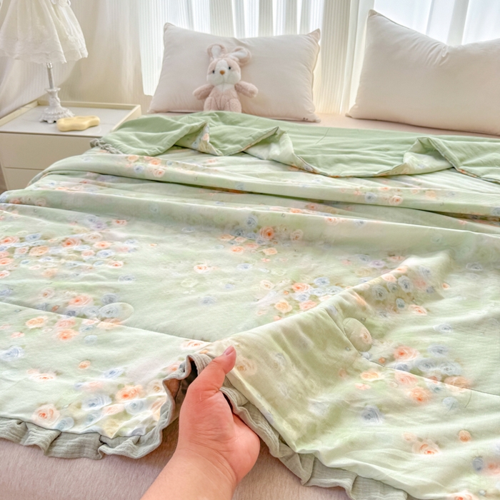 91家纺网 家纺一手货源 找家纺 疆东 2026新款韩版花边A类全棉双层纱单夏被 配包装 月光蔷薇