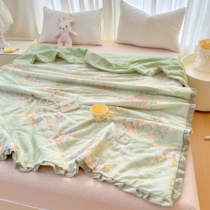 91家纺网 家纺一手货源 找家纺 疆东 2026新款韩版花边A类全棉双层纱单夏被 配包装 月光蔷薇