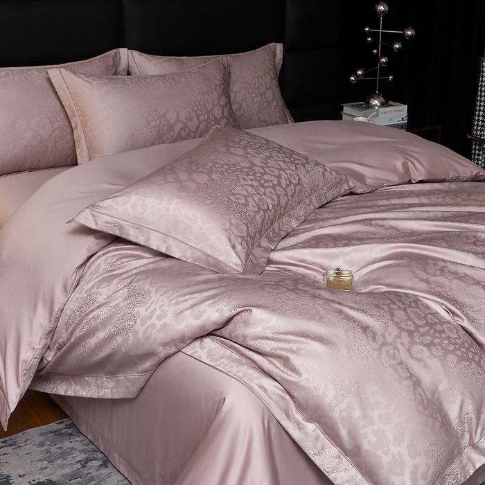 91家纺网 家纺一手货源 找家纺 金纱玉纺家纺 2026春夏新款全棉纯棉提花工艺四件套 豹纹蝶舞-紫豆沙