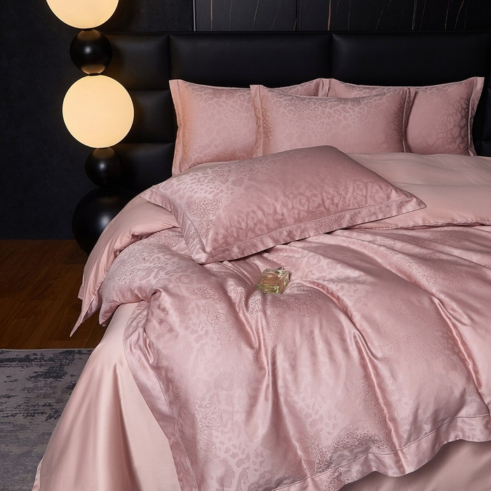 91家纺网 家纺一手货源 找家纺 金纱玉纺家纺 2026春夏新款全棉纯棉提花工艺四件套 豹纹蝶舞-豆沙