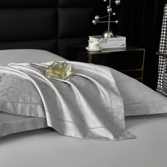 91家纺网 家纺一手货源 找家纺 金纱玉纺家纺 2026春夏新款全棉纯棉提花工艺四件套 豹纹蝶舞-亚麻灰