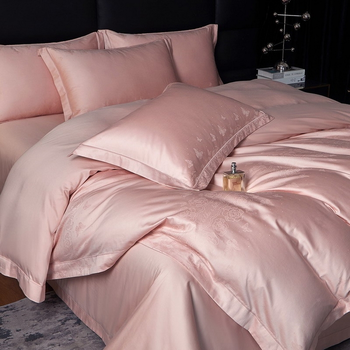 91家纺网 家纺一手货源 找家纺 金纱玉纺家纺 2026春夏新款全棉纯棉提花工艺四件套 花间私语-初恋粉