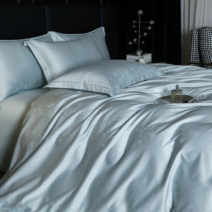 91家纺网 家纺一手货源 找家纺 金纱玉纺家纺 2026春夏新款全棉纯棉提花工艺四件套 花间私语-甜蓝