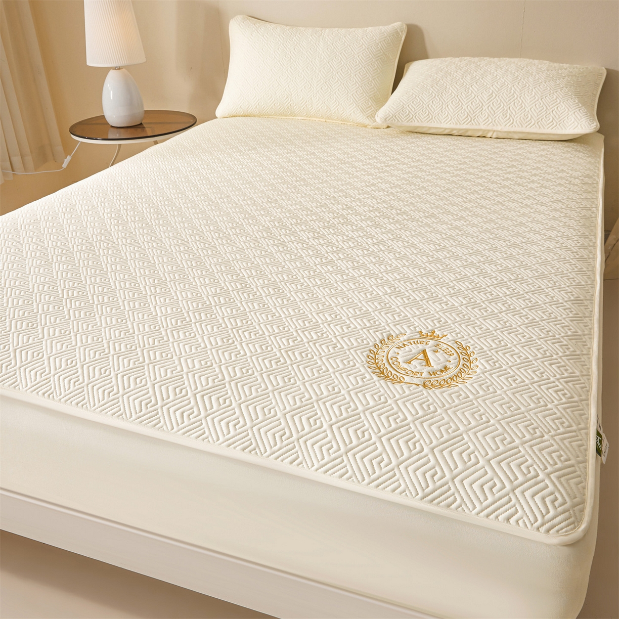 91家纺网 家纺一手货源 找家纺 （总）居眠 2026新款防水夹棉床笠-云梦系列