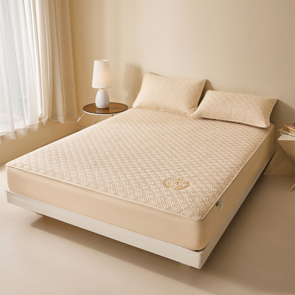 91家纺网 家纺一手货源 找家纺 居眠 2026新款防水夹棉床笠-云梦系列 云梦-卡