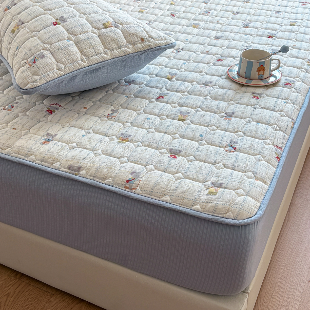 91家纺网 家纺一手货源 找家纺 居眠 2026新款印花皱皱纱夹棉床笠 开心小象