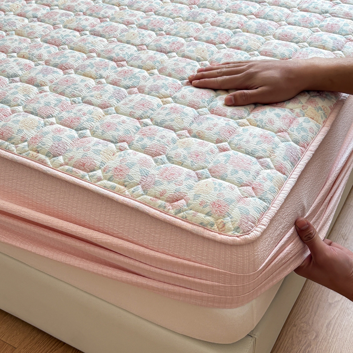 91家纺网 家纺一手货源 找家纺 居眠 2026新款印花皱皱纱夹棉床笠 蔷薇玫瑰