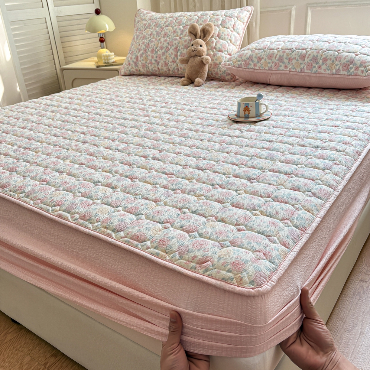 91家纺网 家纺一手货源 找家纺 居眠 2026新款印花皱皱纱夹棉床笠 蔷薇玫瑰