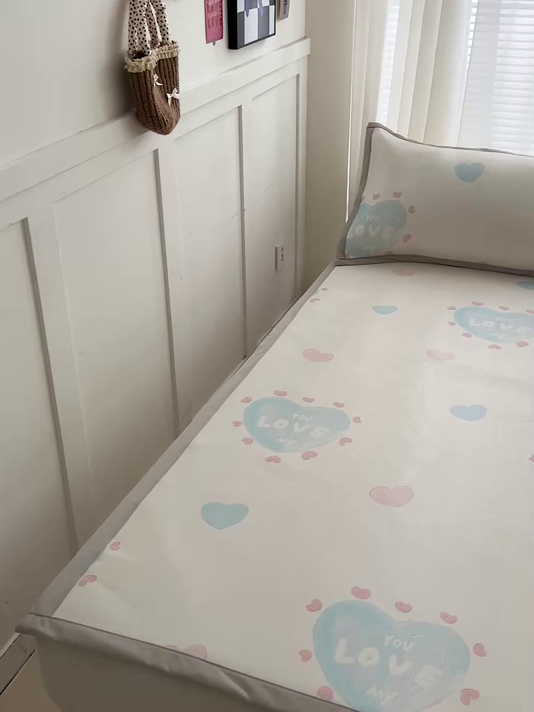 91家纺网 家纺一手货源 找家纺 富馨莱 2026新款冰丝凉席平铺款支持一件定制定做 LOVI心