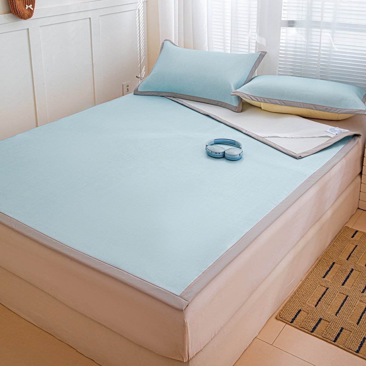 91家纺网 家纺一手货源 找家纺 富馨莱 2026新款冰丝凉席平铺款支持一件定制定做 冰川蓝