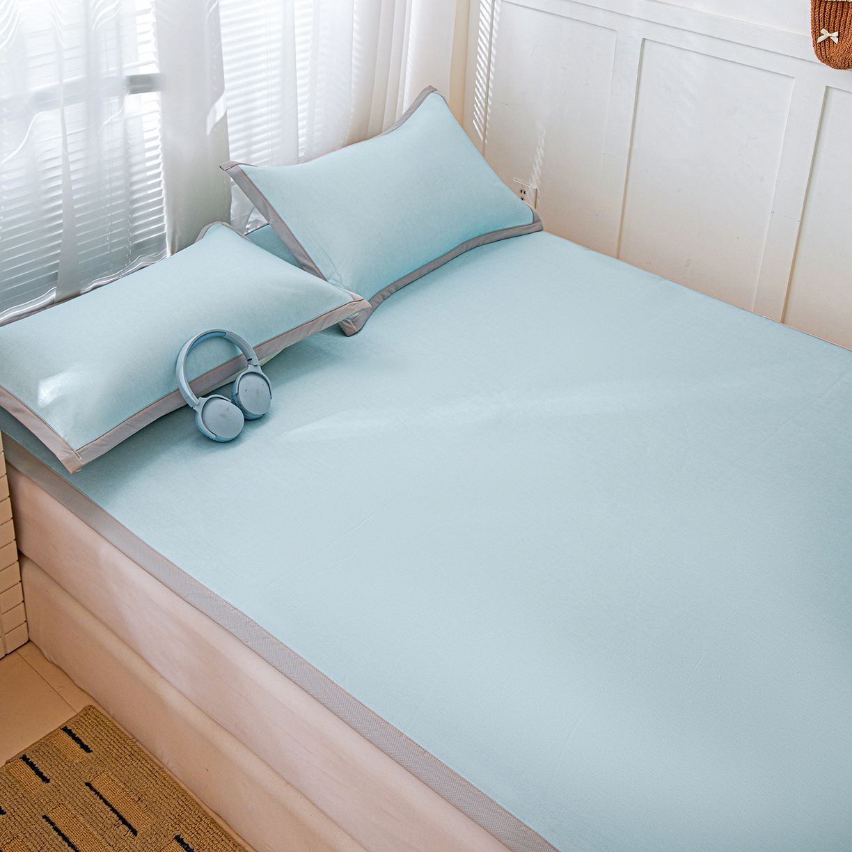 91家纺网 家纺一手货源 找家纺 富馨莱 2026新款冰丝凉席平铺款支持一件定制定做 冰川蓝