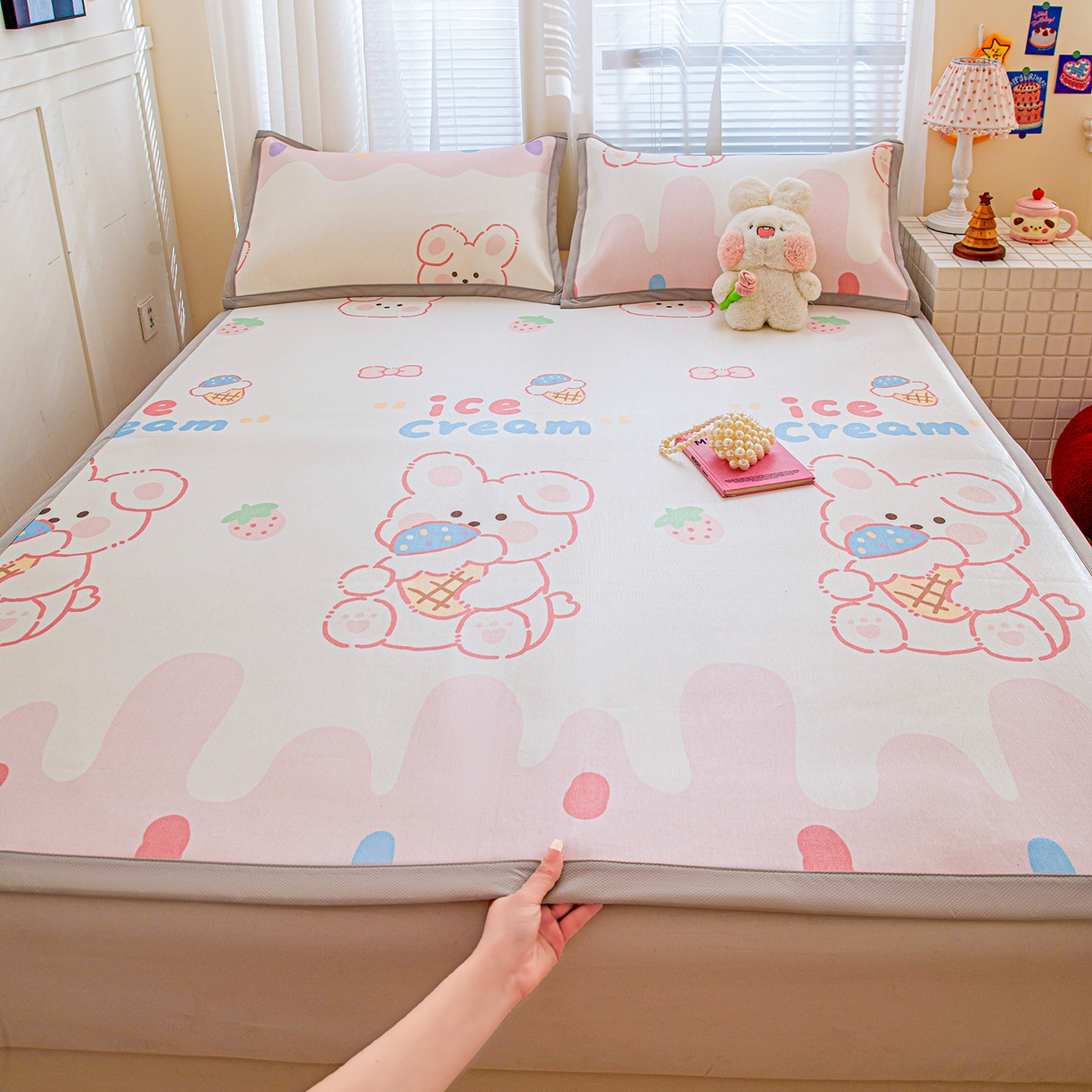 富馨莱 2026新款冰丝凉席平铺款支持一件定制定做 冰淇淋兔