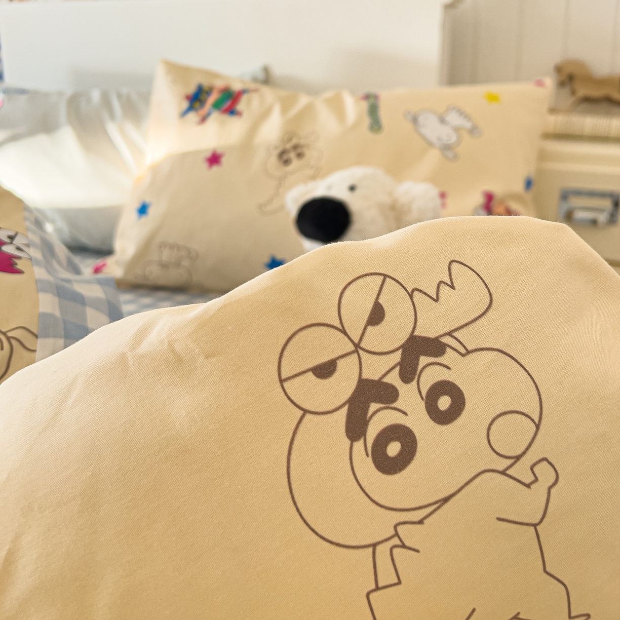 91家纺网 家纺一手货源 找家纺 （总）桃子家居 2026新款A类蜡笔小新正版授权刺绣混搭枕套卡通印花系列四件套