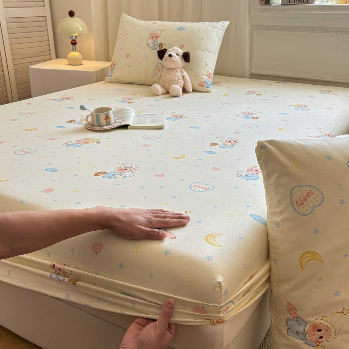 91家纺网 家纺一手货源 找家纺 居眠 2026新款全棉单层印花单床笠 蓝色星星人