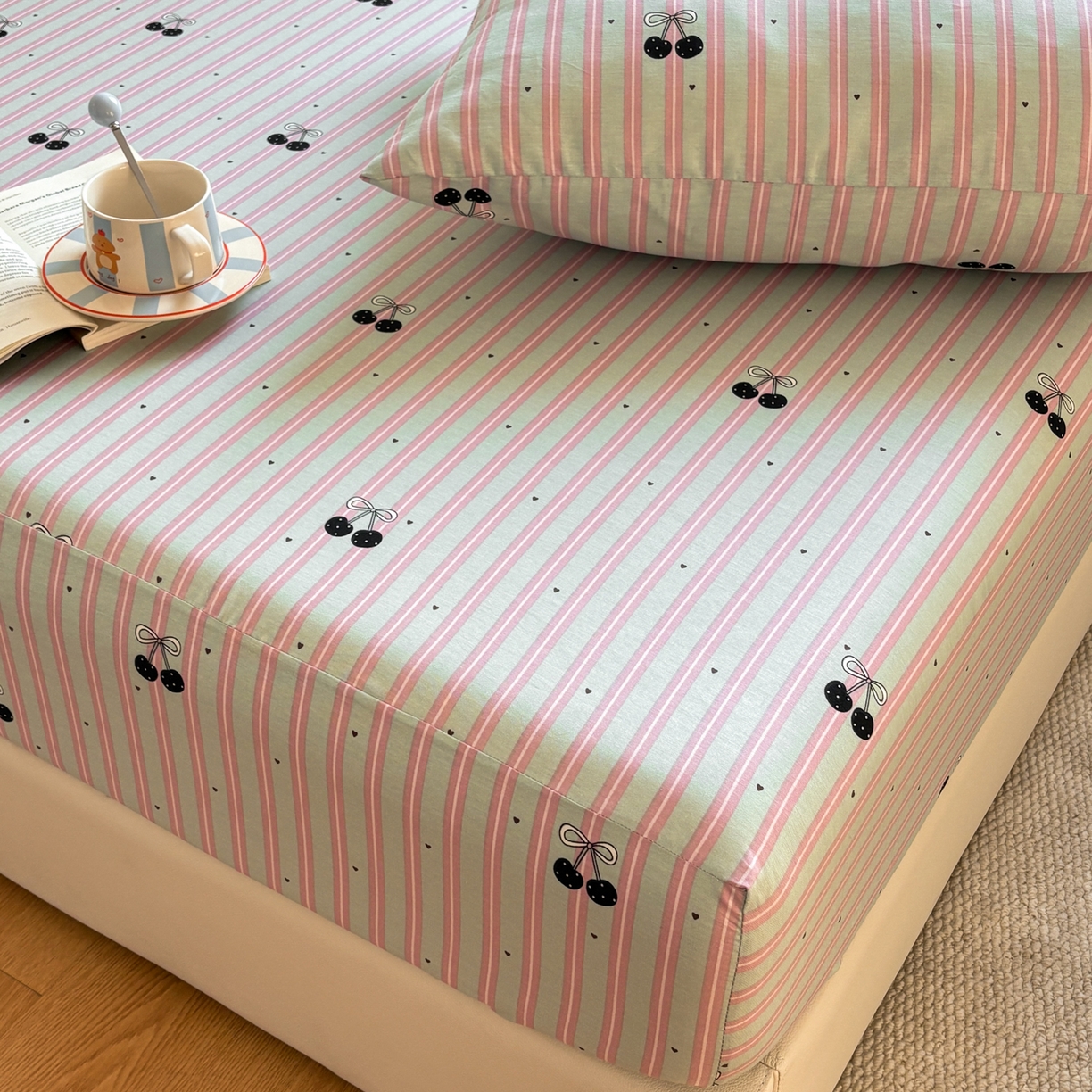 91家纺网 家纺一手货源 找家纺 居眠 2026新款全棉单层印花单床笠 时尚樱桃