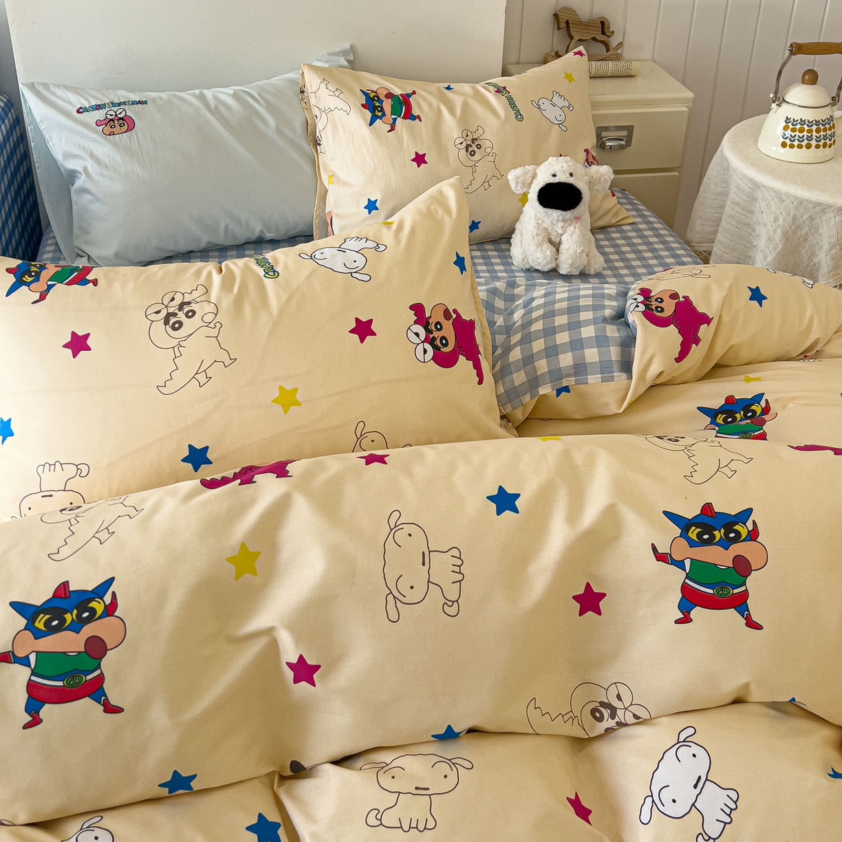 91家纺网 家纺一手货源 找家纺 桃子家居 2026新款A类蜡笔小新正版授权刺绣混搭枕套卡通印花系列四件套 棉蜡笔小新-百变小新