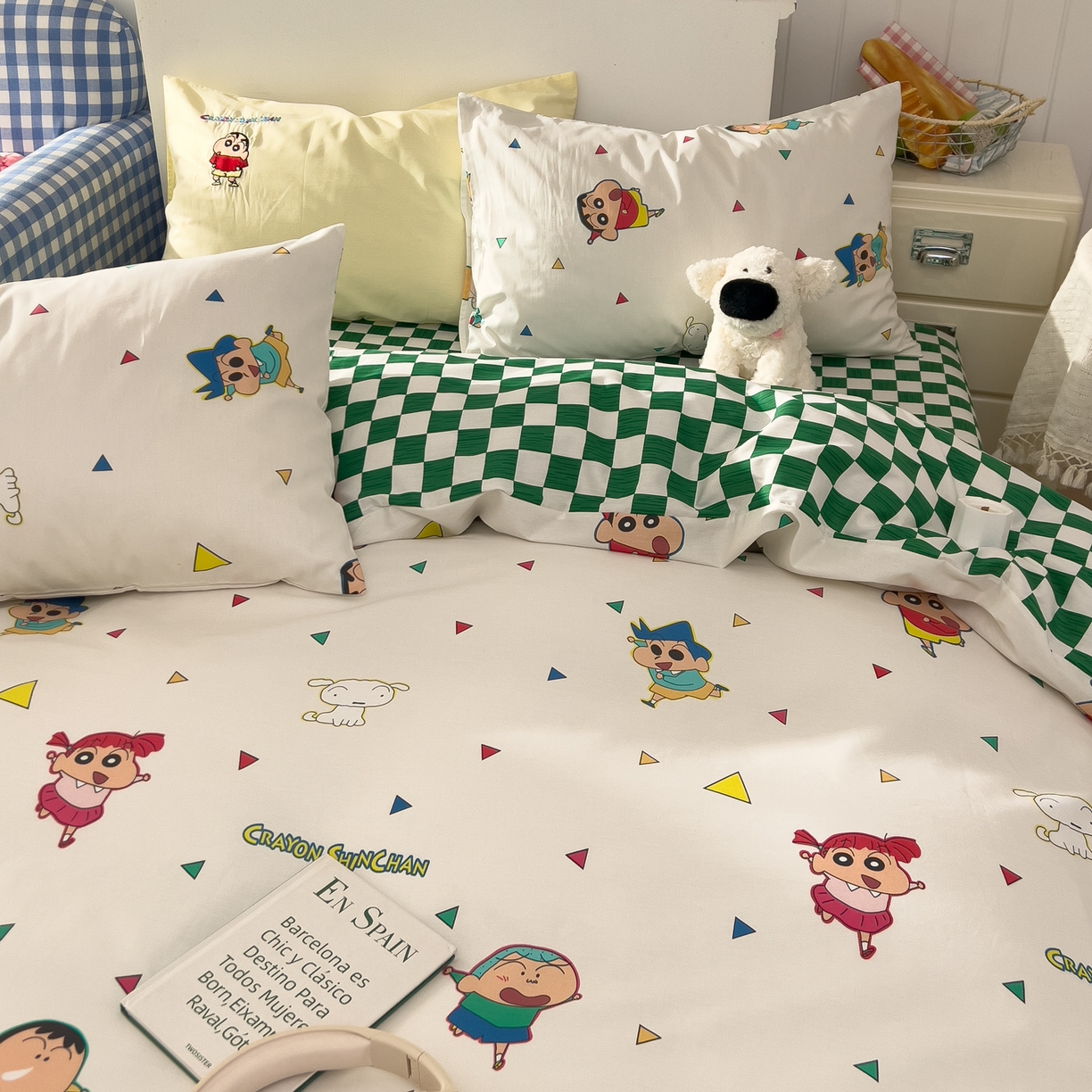 91家纺网 家纺一手货源 找家纺 桃子家居 2026新款A类蜡笔小新正版授权刺绣混搭枕套卡通印花系列四件套 棉蜡笔小新-彩色伙伴